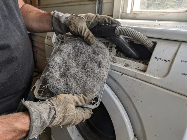 Cleaning Dryer Lint Trap in Woonsocket, RI